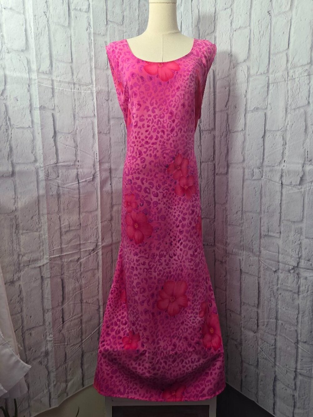 Mlle Gabrielle 2X Hot Pink Animal Print Polyester Sleeveless Maxi Dress (FLAW)
